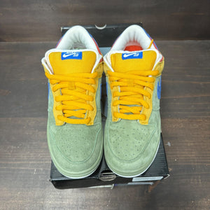 Nike SB Dunk Low Puff N Stuff Size 9.5 (Pre-Owned) - side
