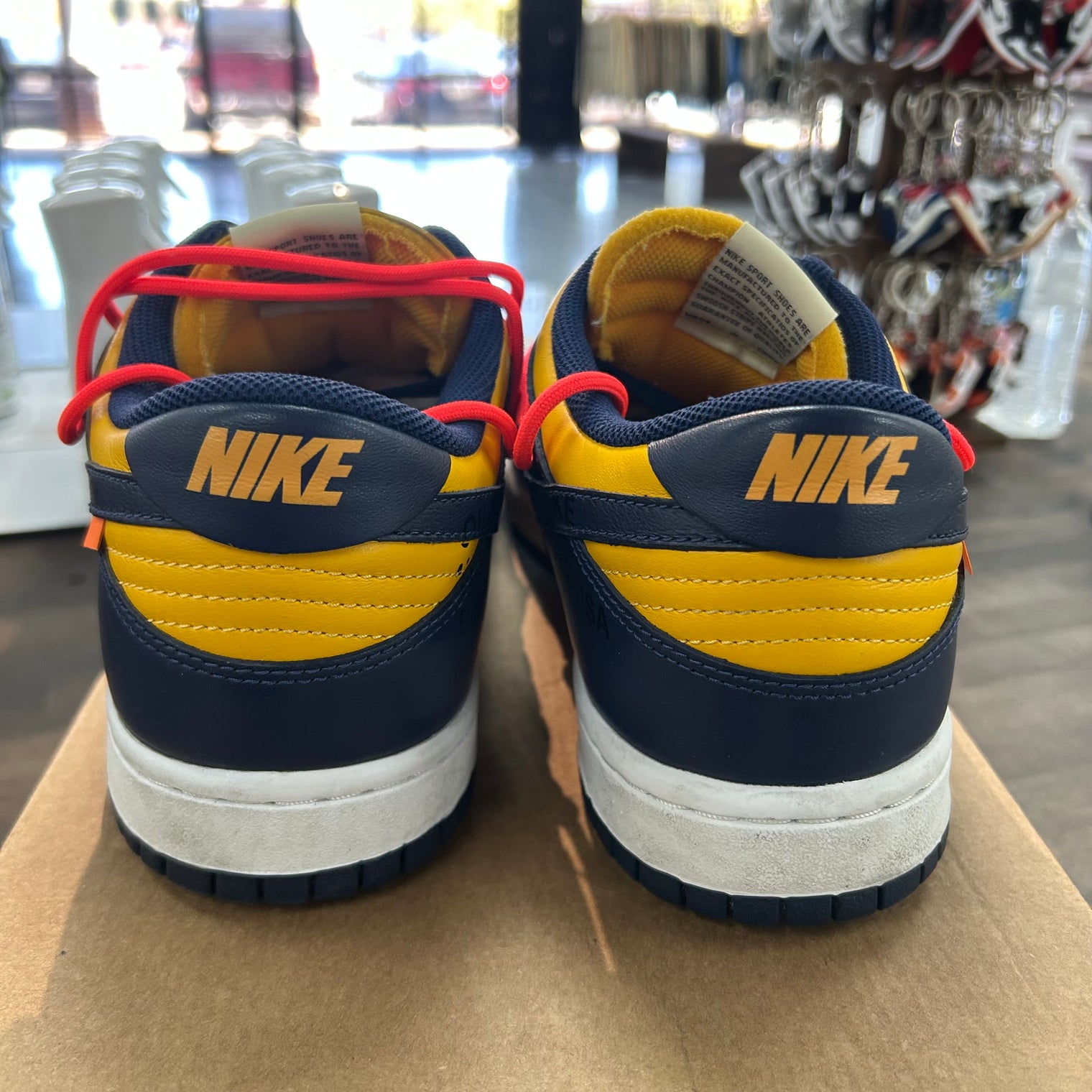 Off-White Michigan Dunk Low (USED, No Box)