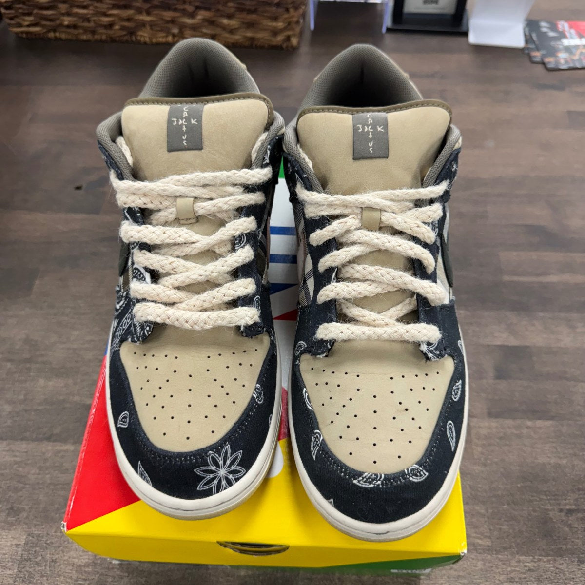 Nike SB Dunk Low Travis Scott Size 12 (Pre-Owned) - Image 3