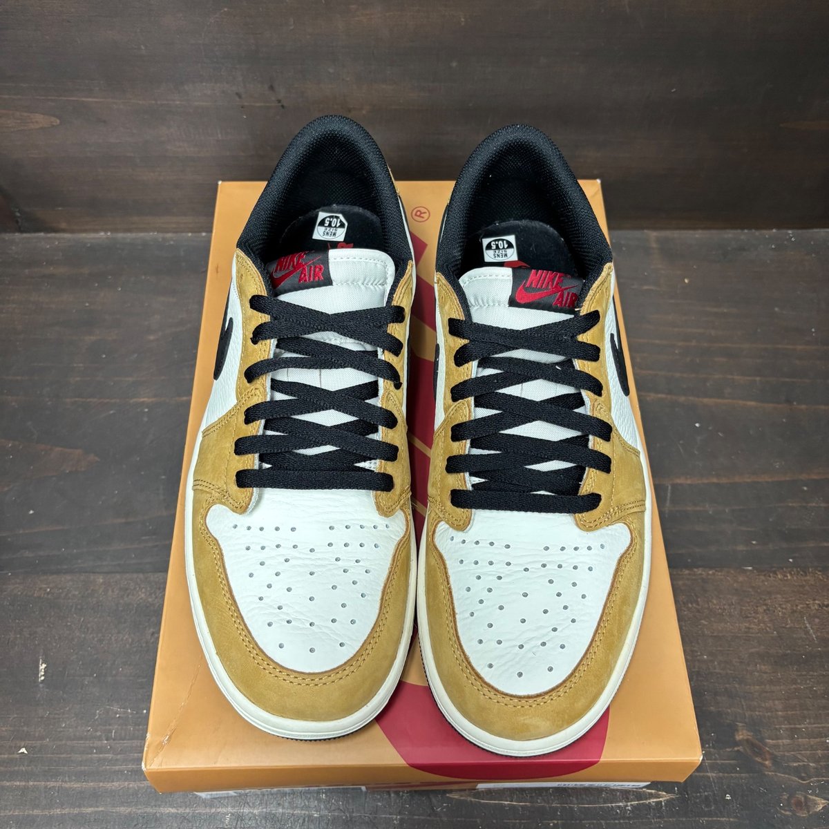 Jordan 1 Low OG Rookie of the Year Size 10.5 (Pre-Owned) - side