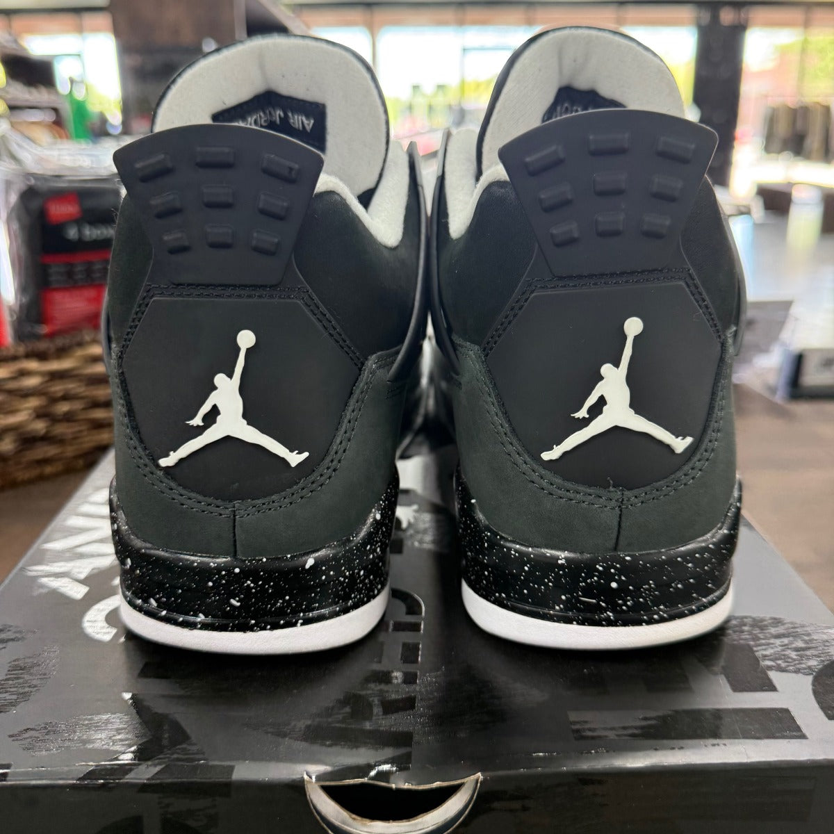 Jordan 4 Retro Fear (2024) - Image 4