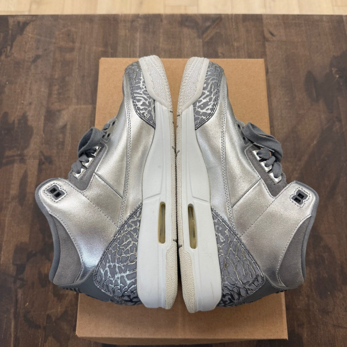 Jordan 3 Retro Premium Heiress Metallic Silver (GS) Size 7Y (Pre-Owned) - Image 5