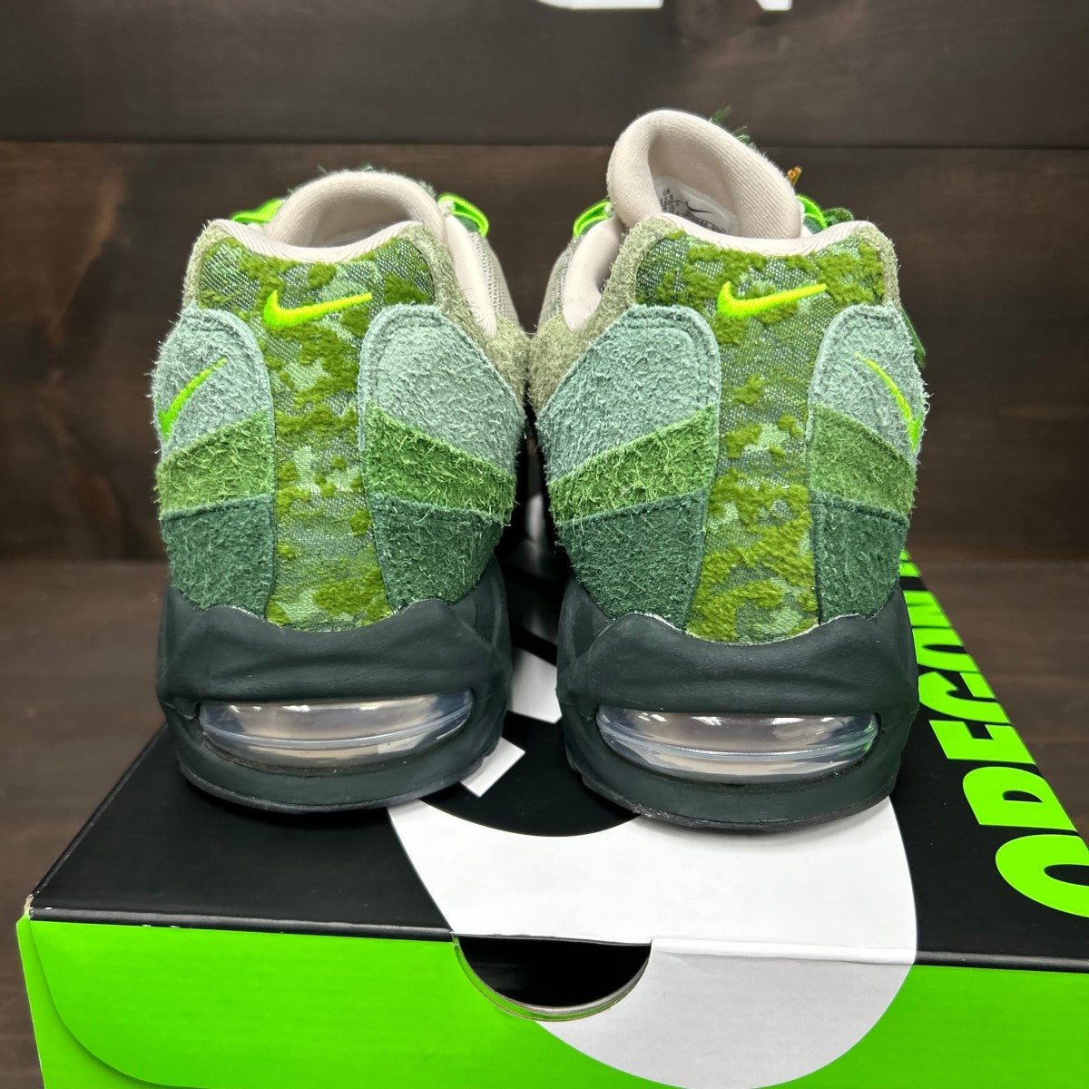 Nike Air Max 95 Big Bubble Ducks of a Feather Oregon Ducks The Woods Size 12.5 (Pre-Owned) - Image 5