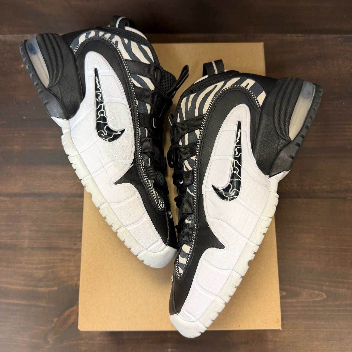 Nike Air Max Penny 1 Tiger Stripes Black White Size 8.5 (Pre-Owned) - Image 2
