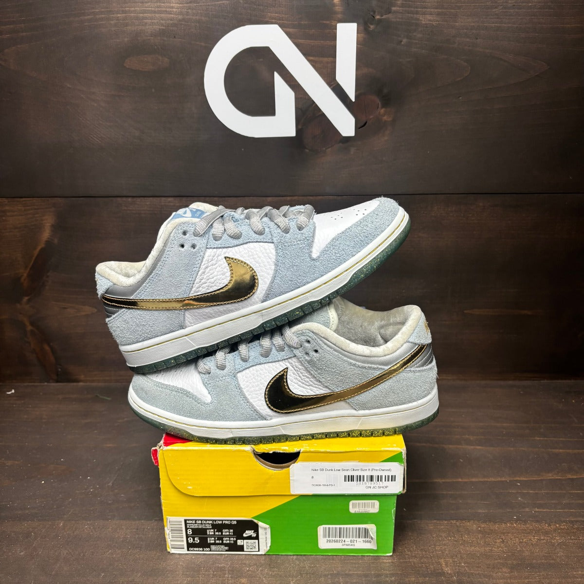 Nike SB Dunk Low Sean Cliver - Image 1