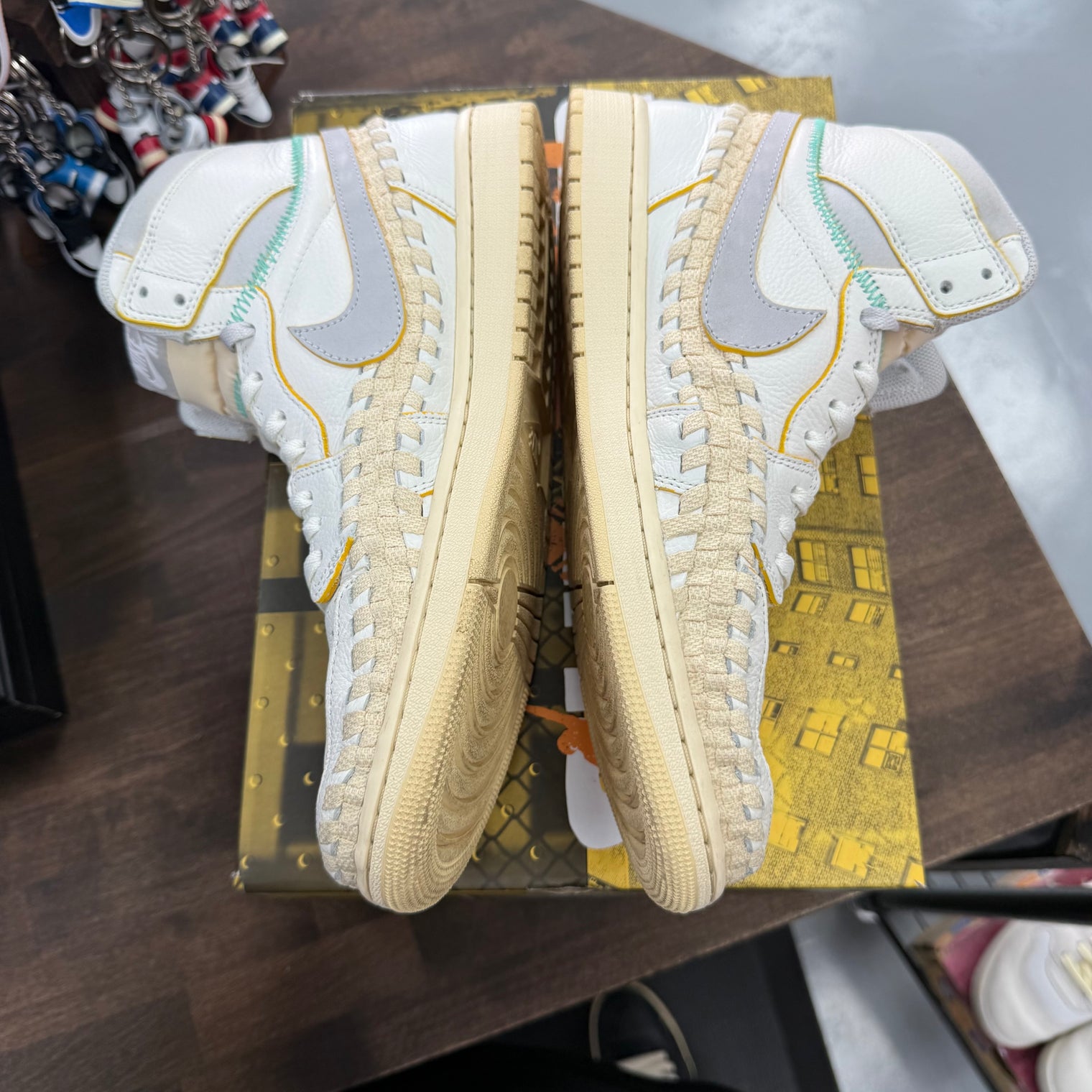 Bephie's Beauty Supply Union LA Jordan 1 High (USED)