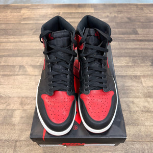 Jordan 1 Retro High Bred Banned (2016) Size 11 (Pre-Owned) - Image 2