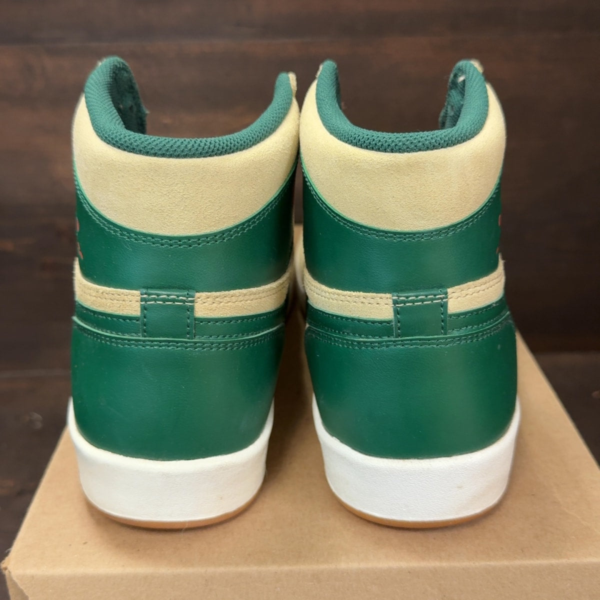Jordan 1.5 Retro Sand Dune Size 9.5 (Pre-Owned) - Image 5