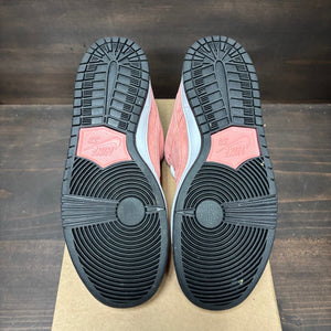 Nike SB Dunk Low Pink Pig Size 8 (Pre-Owned) - Image 6