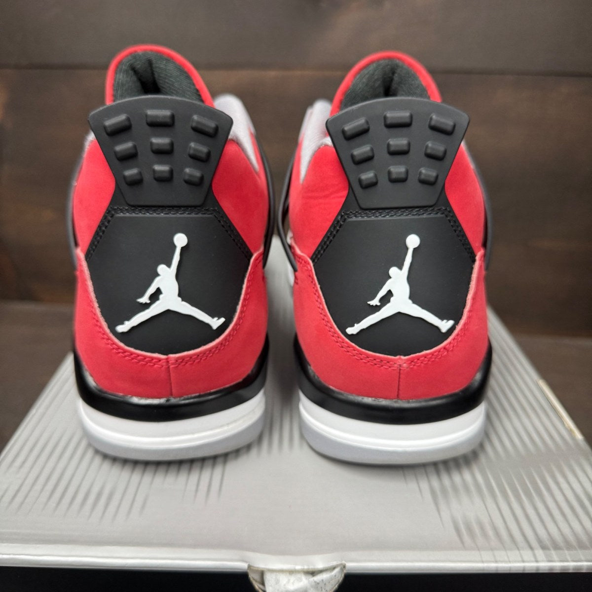 Jordan 4 Retro Toro Bravo (2026) - Image 5