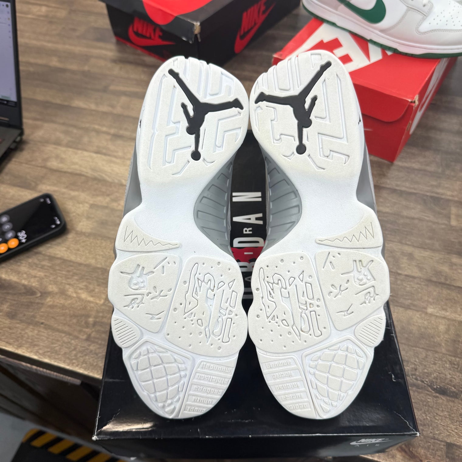 Jordan 9 Retro Particle Grey (USED)