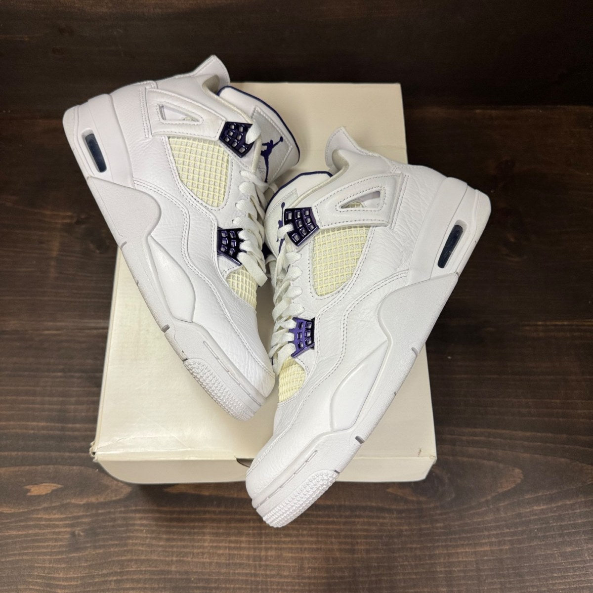 Jordan 4 Retro Metallic Purple - Image 2
