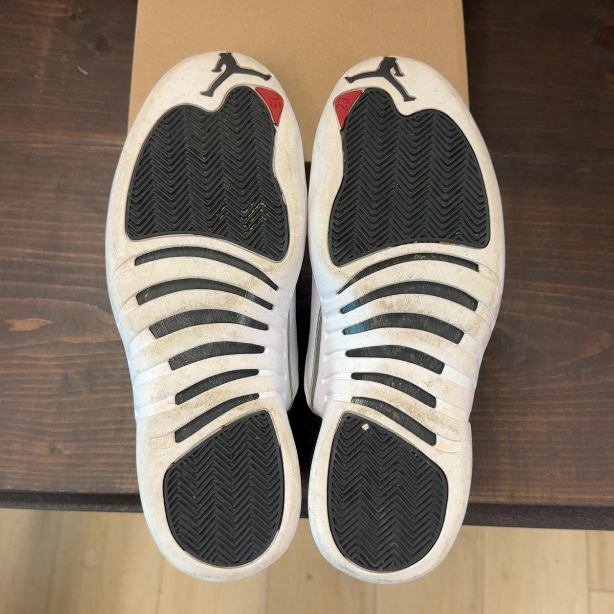 Jordan 12 Retro Playoffs (2022) Size 11 (Pre-Owned) - Image 8