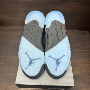 Jordan 5 Retro Black University Blue (2026) Size 11 (Pre-Owned) - box