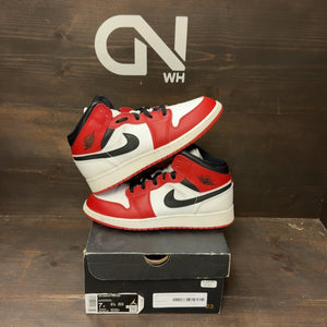 Jordan 1 Mid Chicago (2020) (GS) Size 7Y (Pre-Owned) - front