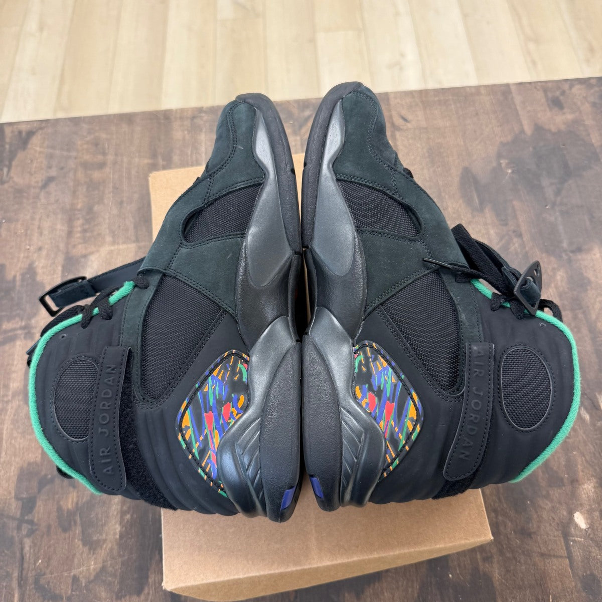 Jordan 8 Retro Tinker Air Raid Size 11.5 (Pre-Owned) - Image 4