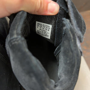 adidas Yeezy Boost 750 Triple Black - Image 7