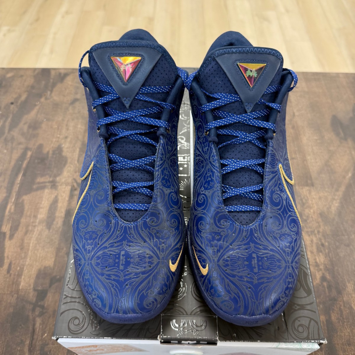 Nike LeBron 22 Monopoly Deep Royal Blue - Image 2