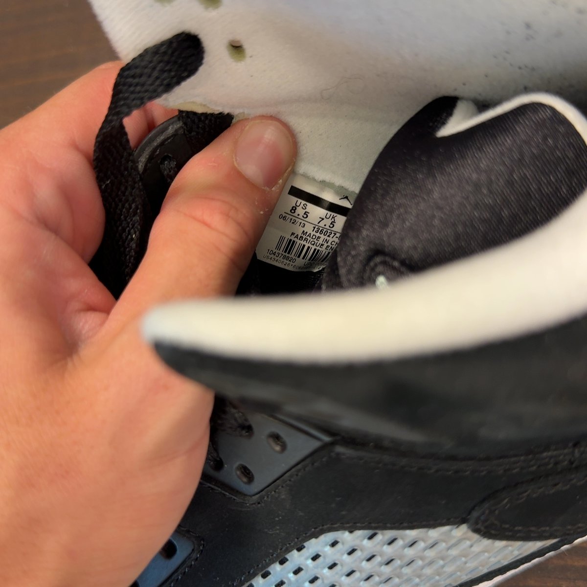 Jordan 5 Retro Oreo (2013) Size 8.5 (Pre-Owned) - aux