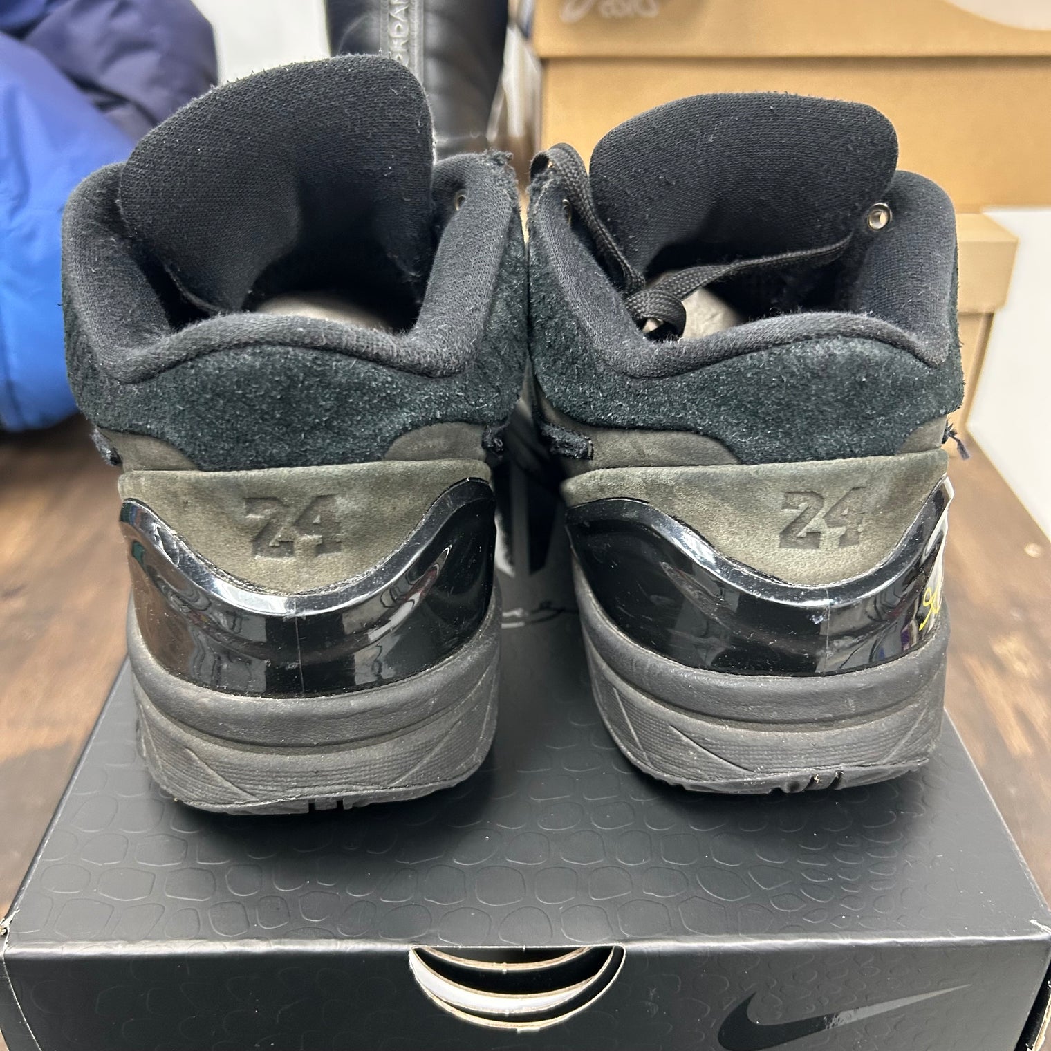 Gift of Mamba Kobe 4 Protro (USED)