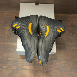 Jordan 12 Retro Black Taxi Size 9 (Pre-Owned) - aux