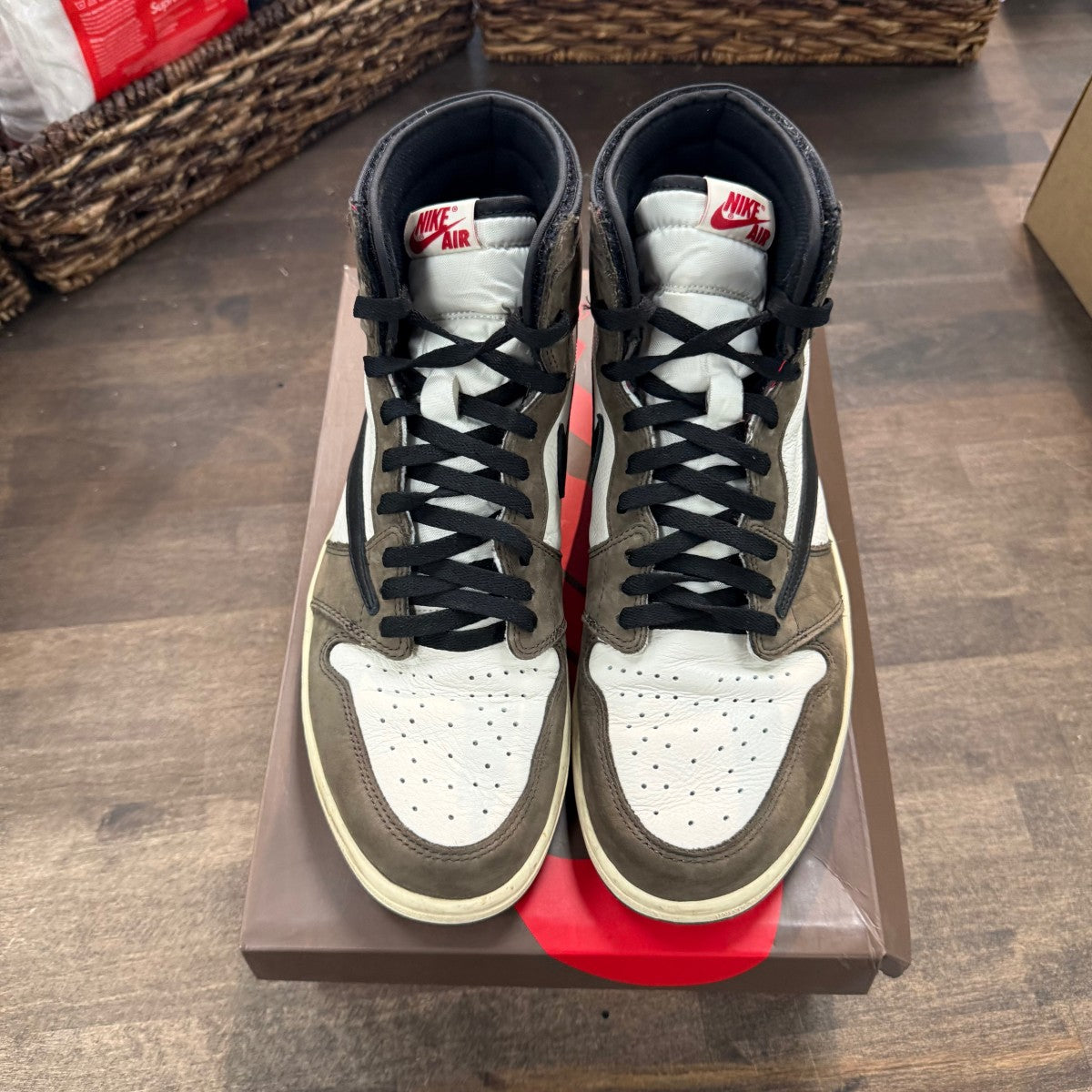 Jordan 1 Retro High OG SP Travis Scott Mocha Size 12 (Pre-Owned) - Image 2