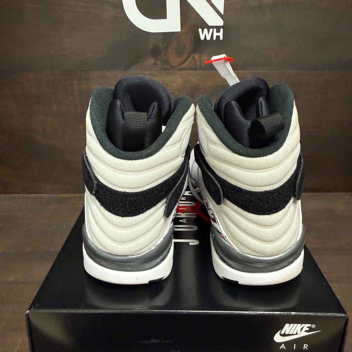 Jordan 8 Retro White True Red (2025) - Image 5