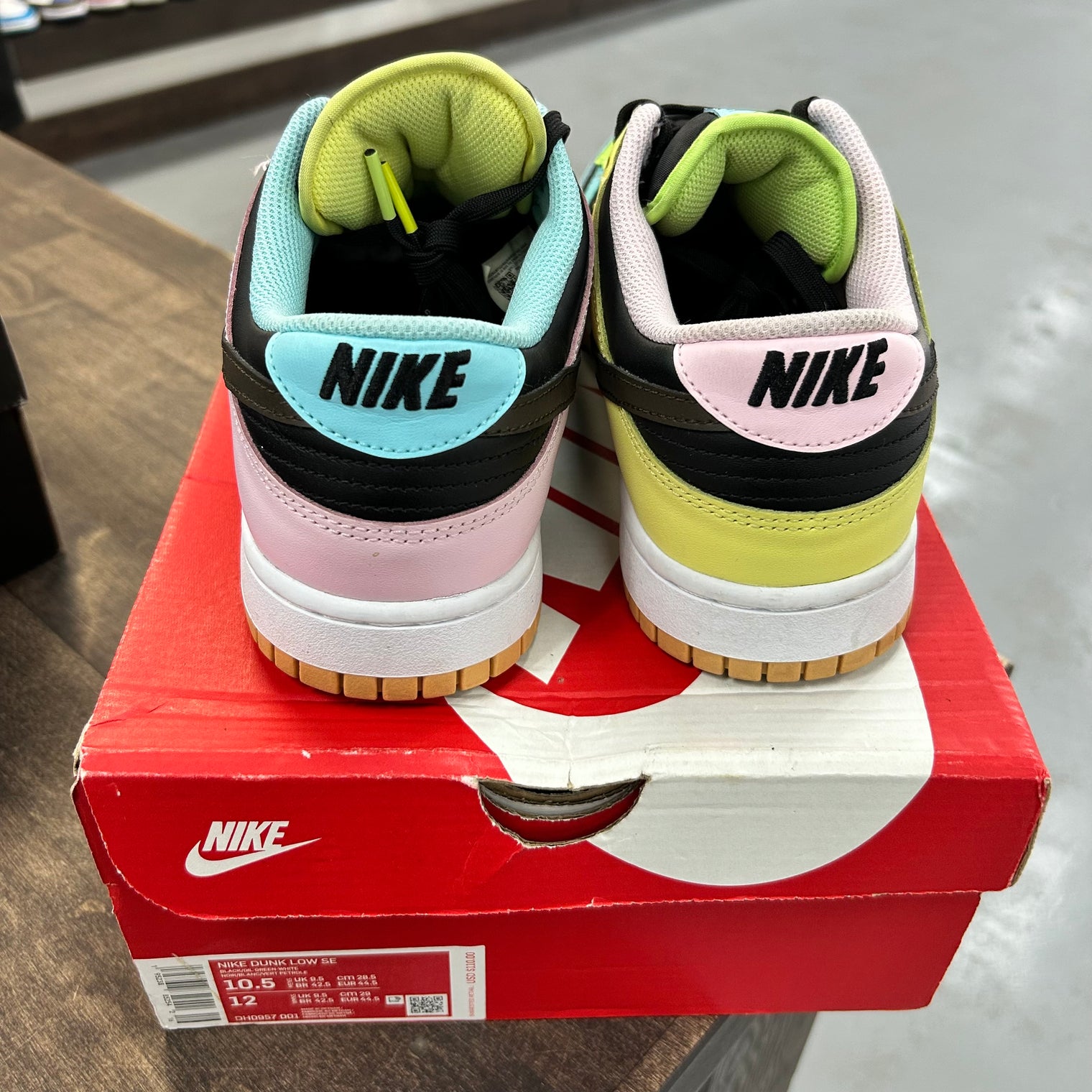 Free .99 Dunk Low (Used, Replacement Box)