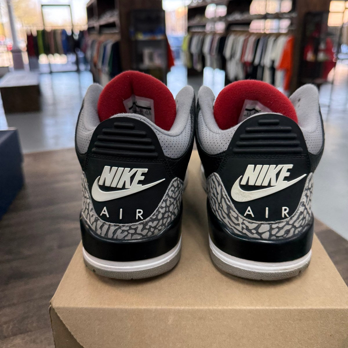 Jordan 3 Retro Black Cement (2018) Size 9.5 (Pre-Owned) - Image 4
