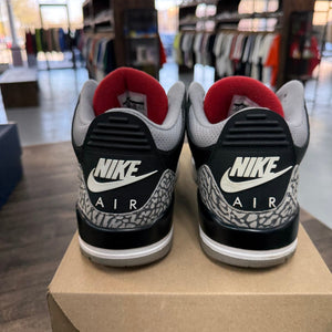 Jordan 3 Retro Black Cement (2018) Size 9.5 (Pre-Owned) - Image 4
