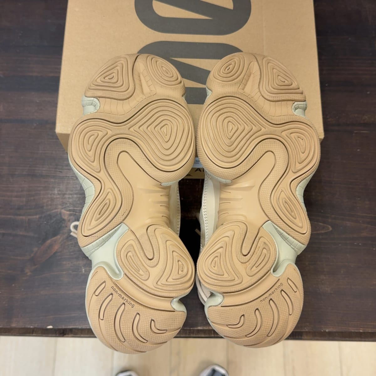adidas Yeezy 500 High Tactical Boot Sand Size 9 (Pre-Owned) - aux