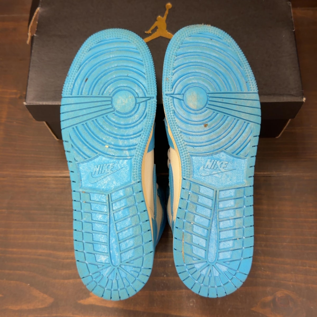 Jordan 1 Retro High OG UNC Reimagined (GS) Size 7Y (Pre-Owned) - Image 6