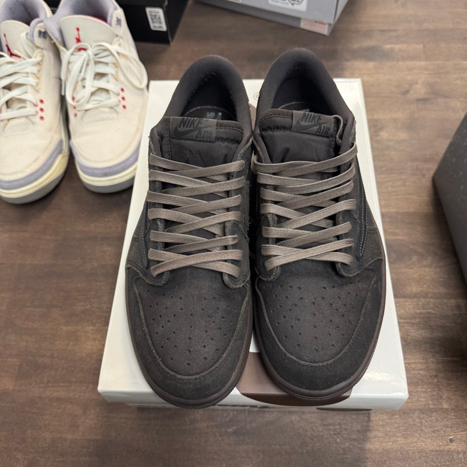Travis Scott Velvet Brown Jordan 1 Low OG SP (USED)