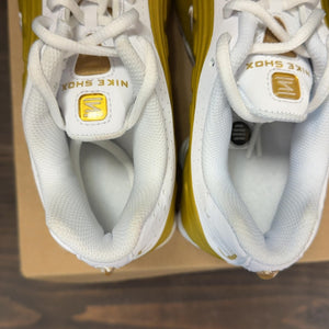Nike Shox R4 Metallic Gold White (GS) Size 5Y - Image 6