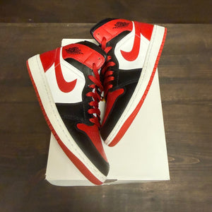 Jordan 1 Mid Alternate Bred Toe (Women's) - Image 2