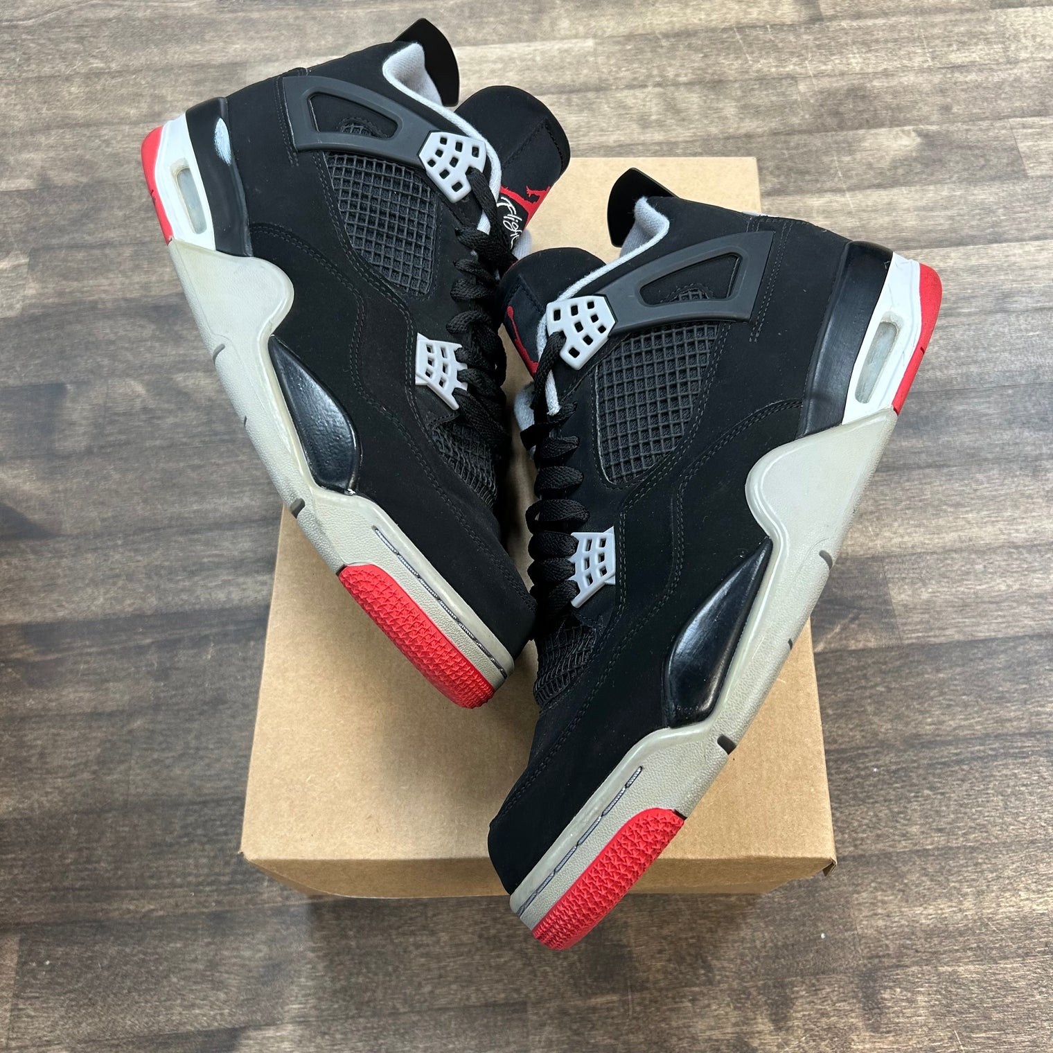 Bred Jordan 4 2019 (USED, No Box)
