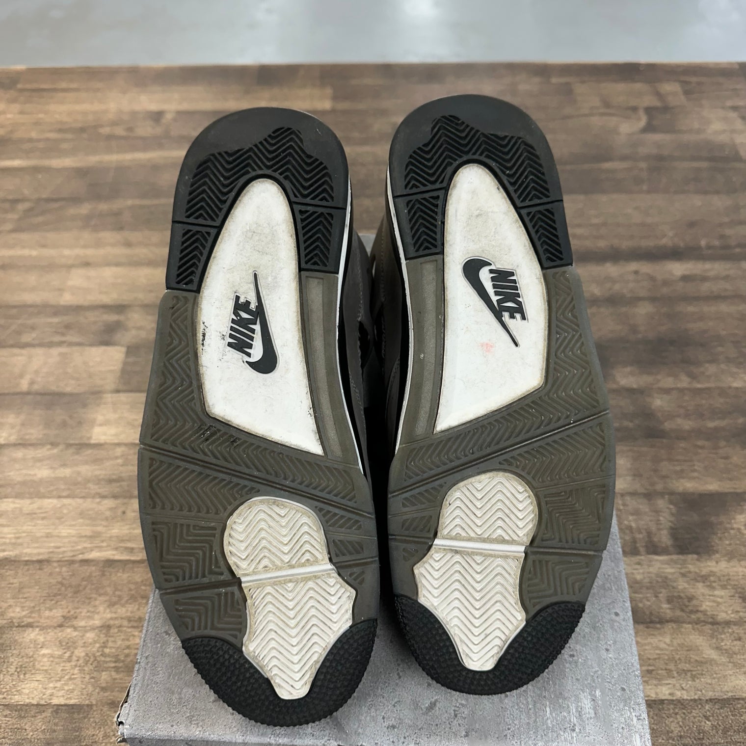 Cave Stone Jordan 4 Retro (USED)