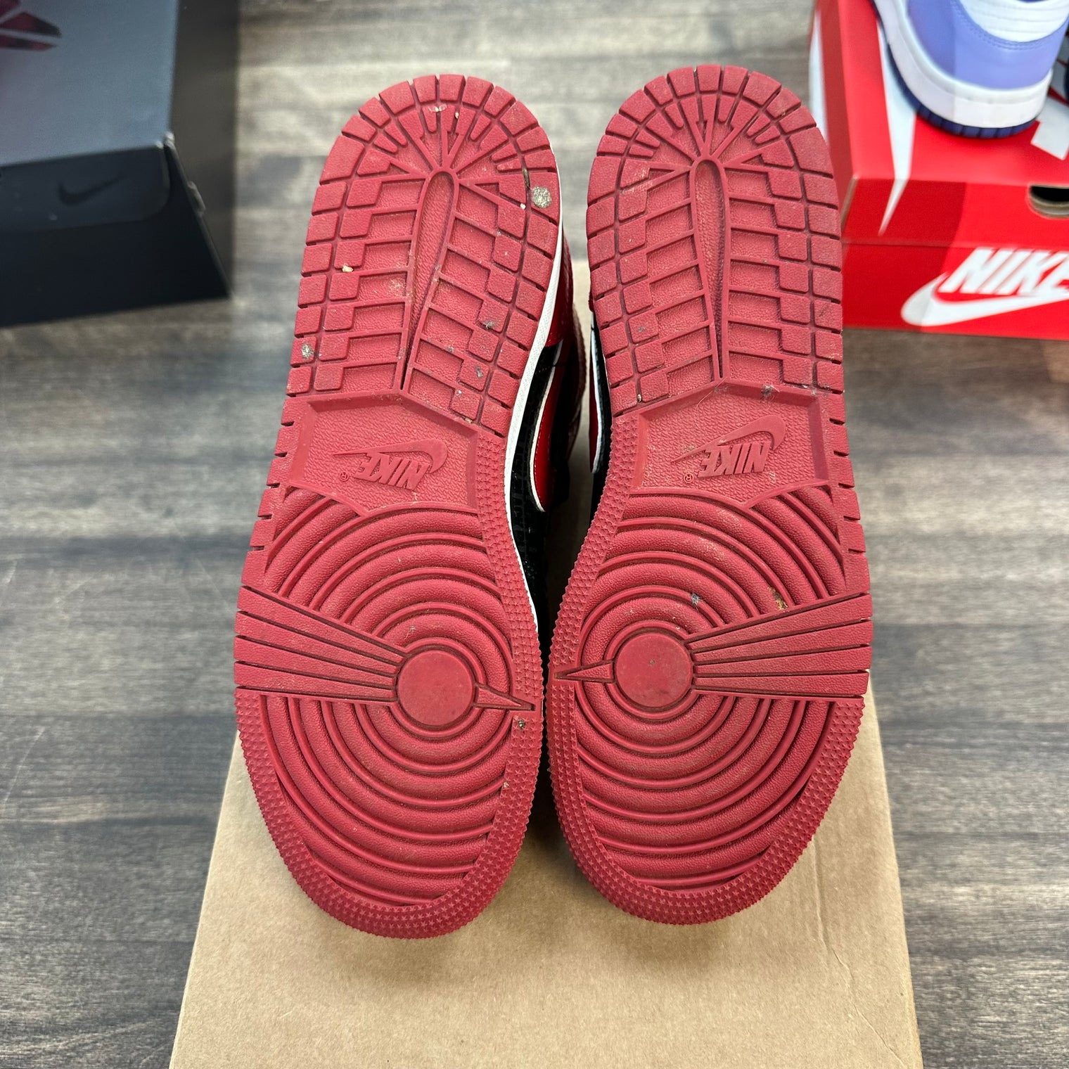 Air Jordan 1 Mid Bred Toe (GS) (USED, No Box)