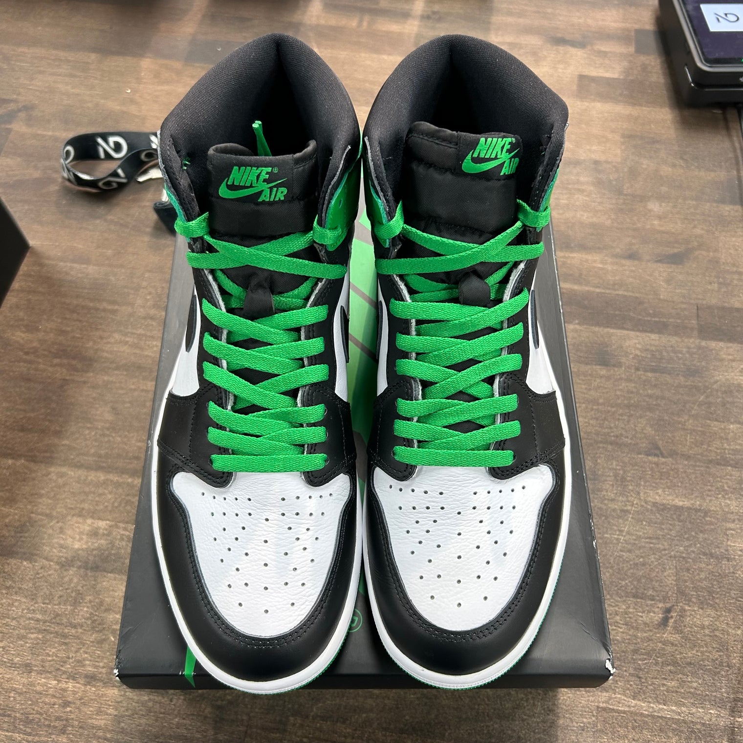 Lucky Green Jordan 1 High OG (USED)