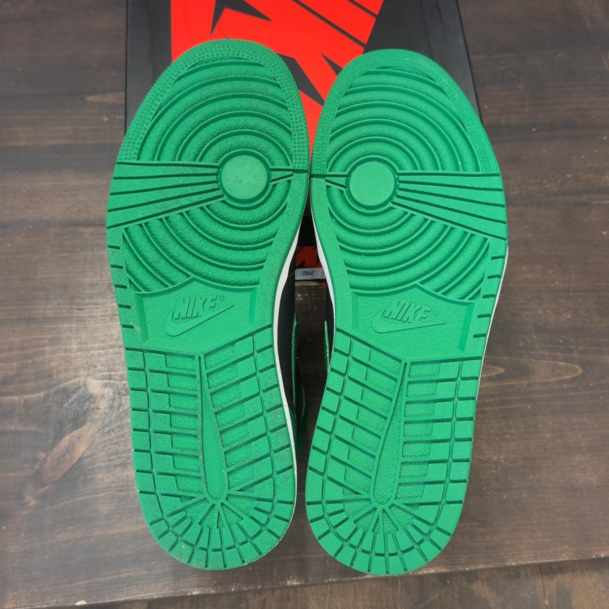 Jordan 1 Retro High Pine Green Black - Image 8
