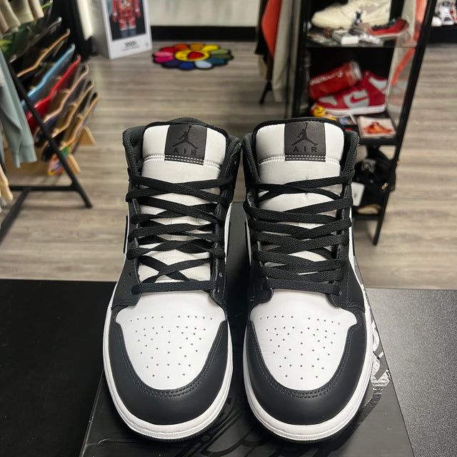 Panda Elephant Jordan 1 Mid SE (USED)
