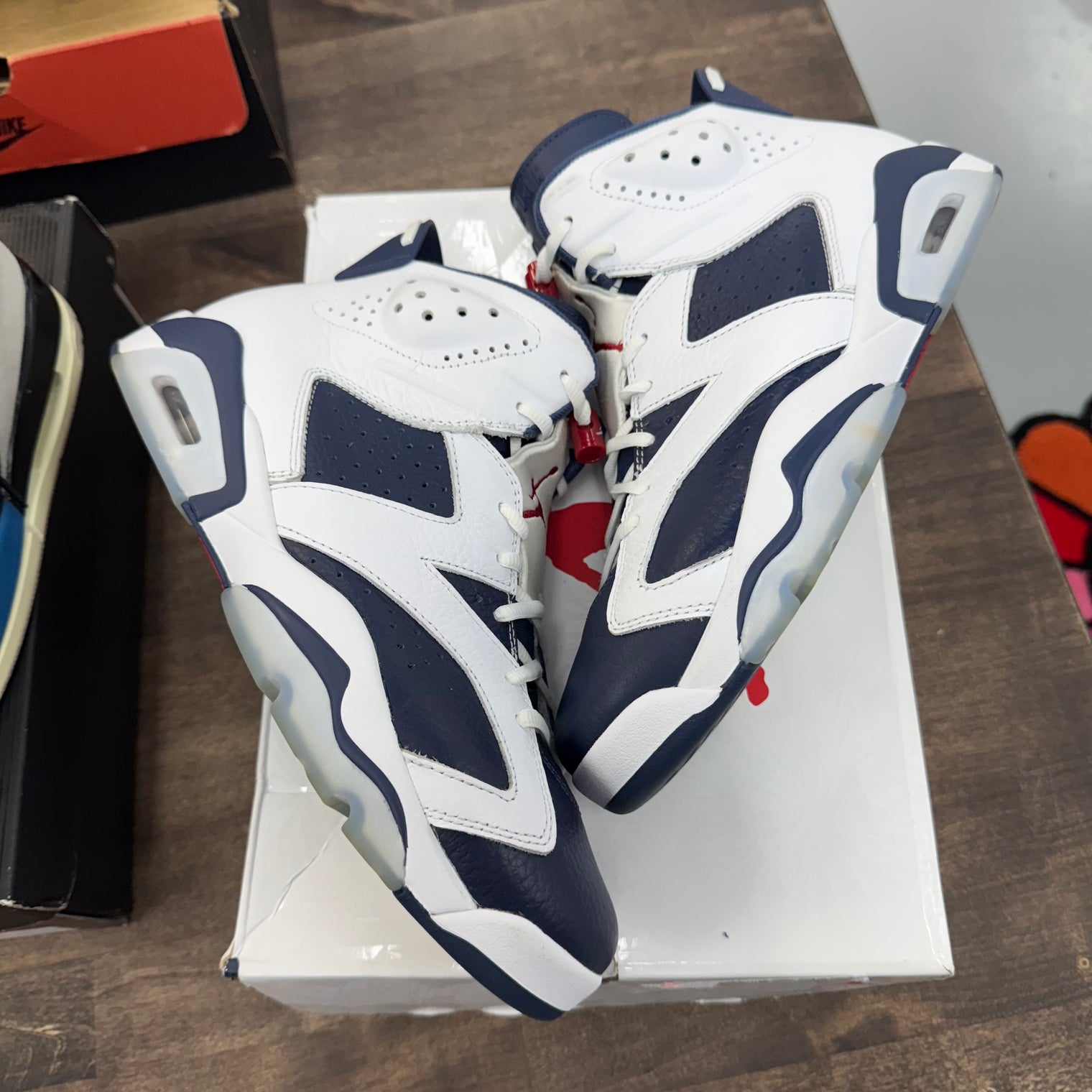 Olympic Jordan 6 (USED)