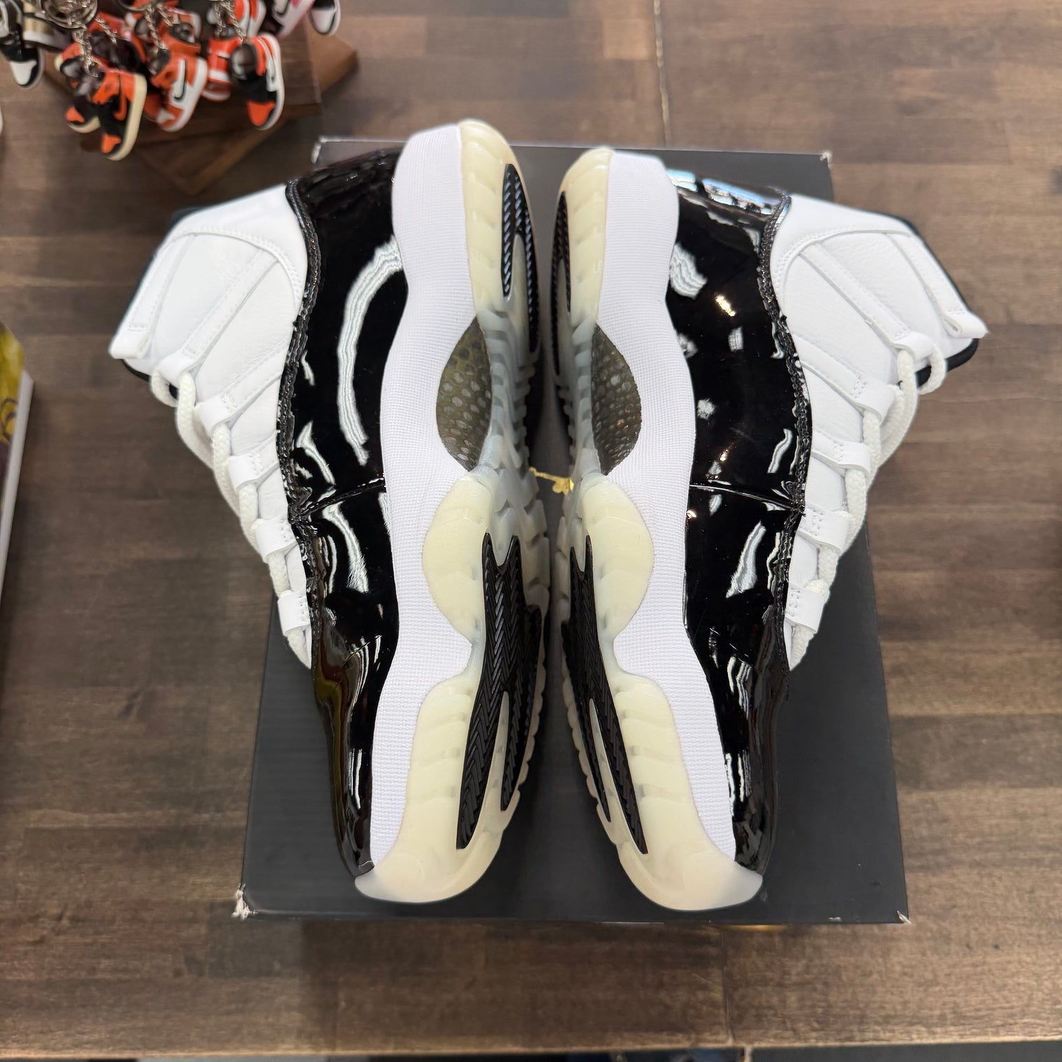 Gratitude Jordan 11 Retro (Lightly Worn)