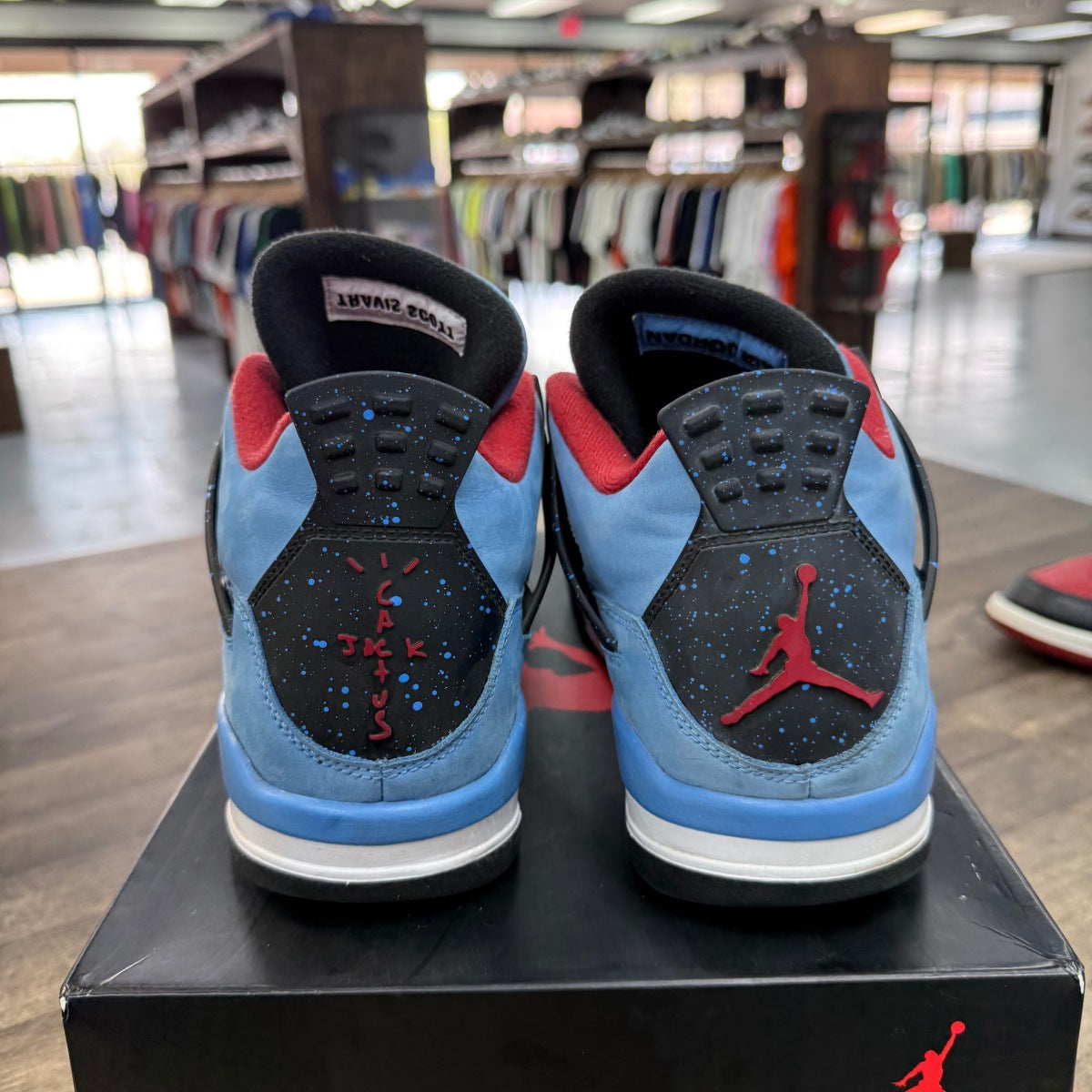 Jordan 4 Retro Travis Scott Cactus Jack - Image 4
