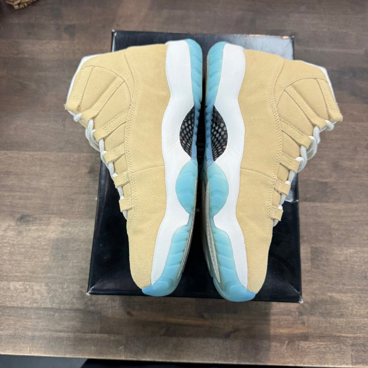 Jordan 11 Retro H-Town - Image 2