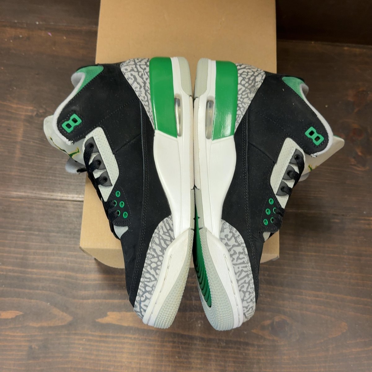 Jordan 3 Retro Pine Green Size 9 (Pre-Owned) - aux