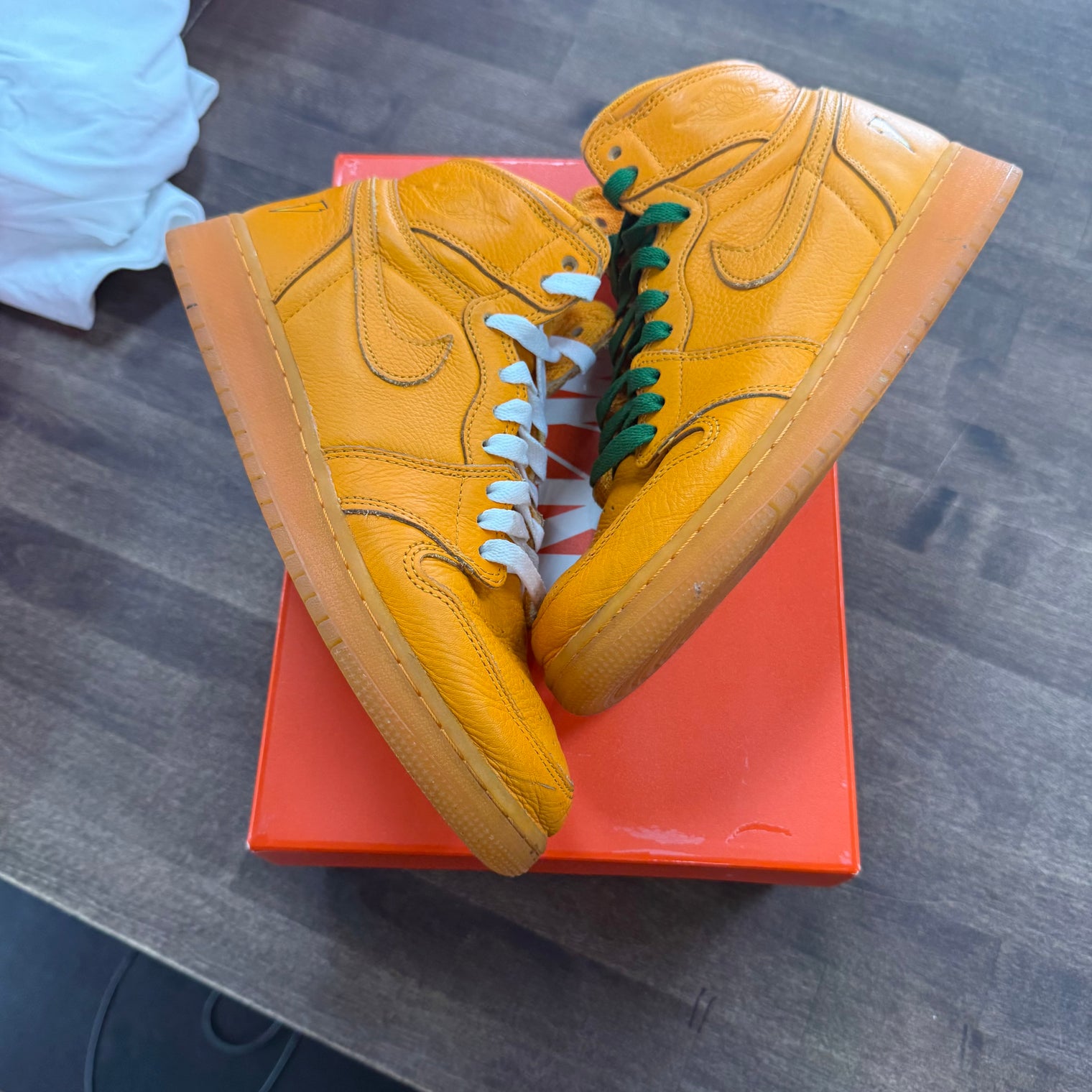 Gatorade Orange Peel Jordan 1 Retro High (GS) (USED)
