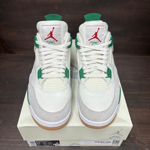 Jordan 4 Retro SB Pine Green Size 9.5 (Pre-Owned) - Image 3