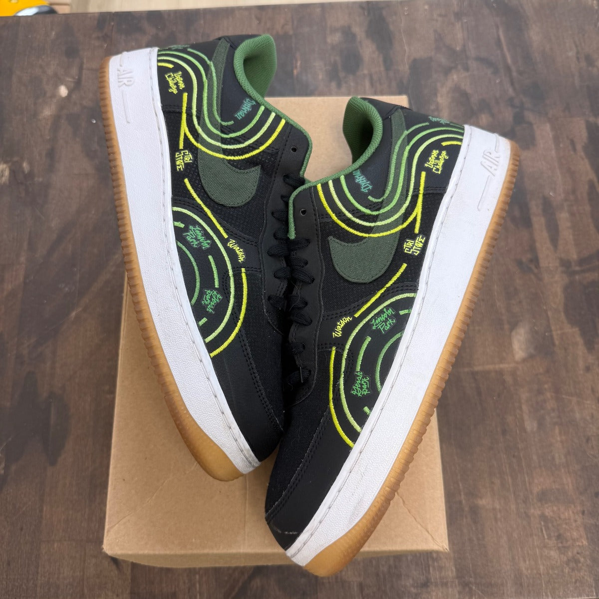 Nike Air Force 1 Low '07 LV8 NY vs NY Size 12 (Pre-Owned) - Image 1