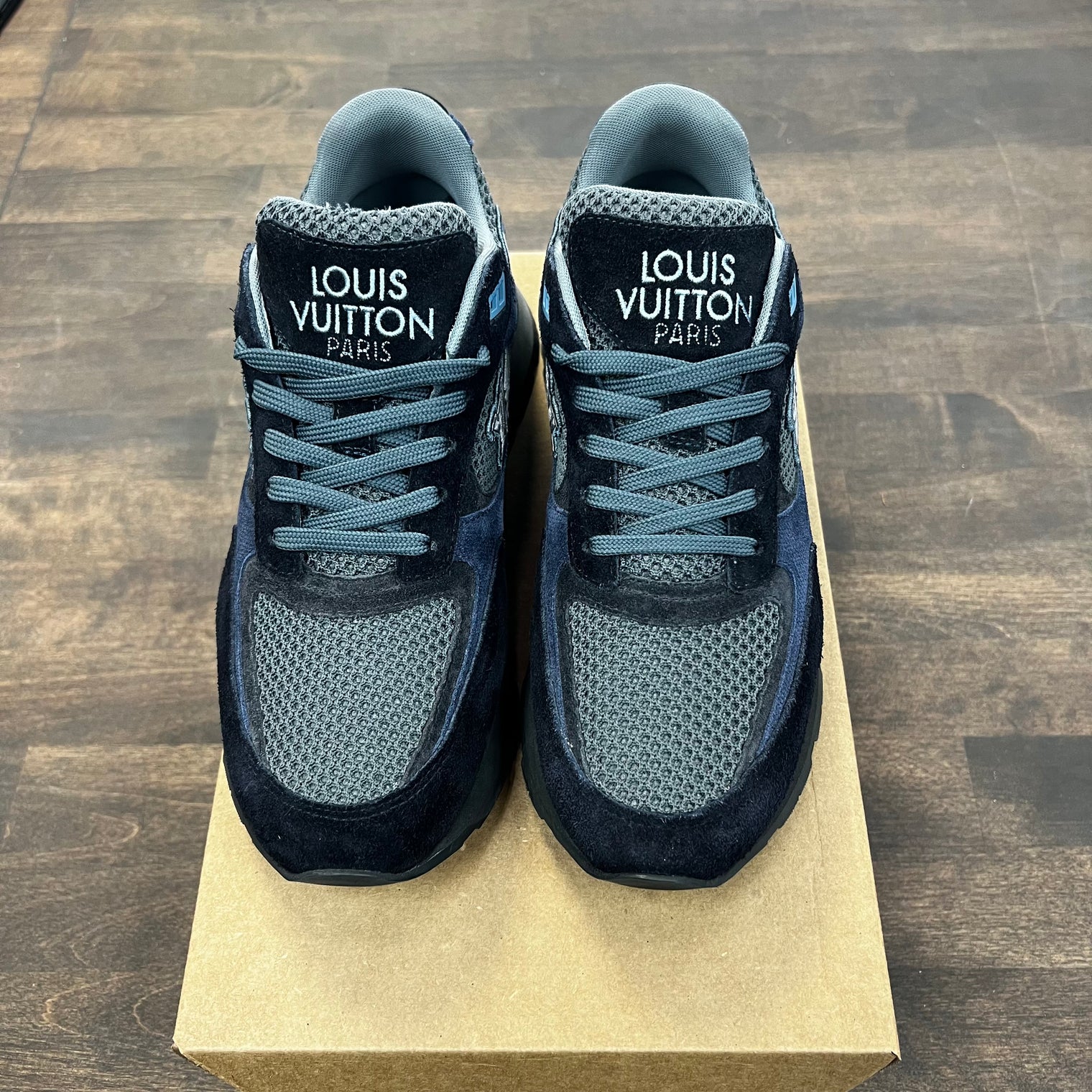 Louis Vuitton Runner Runaway Navy Shoe (USED ,no box)